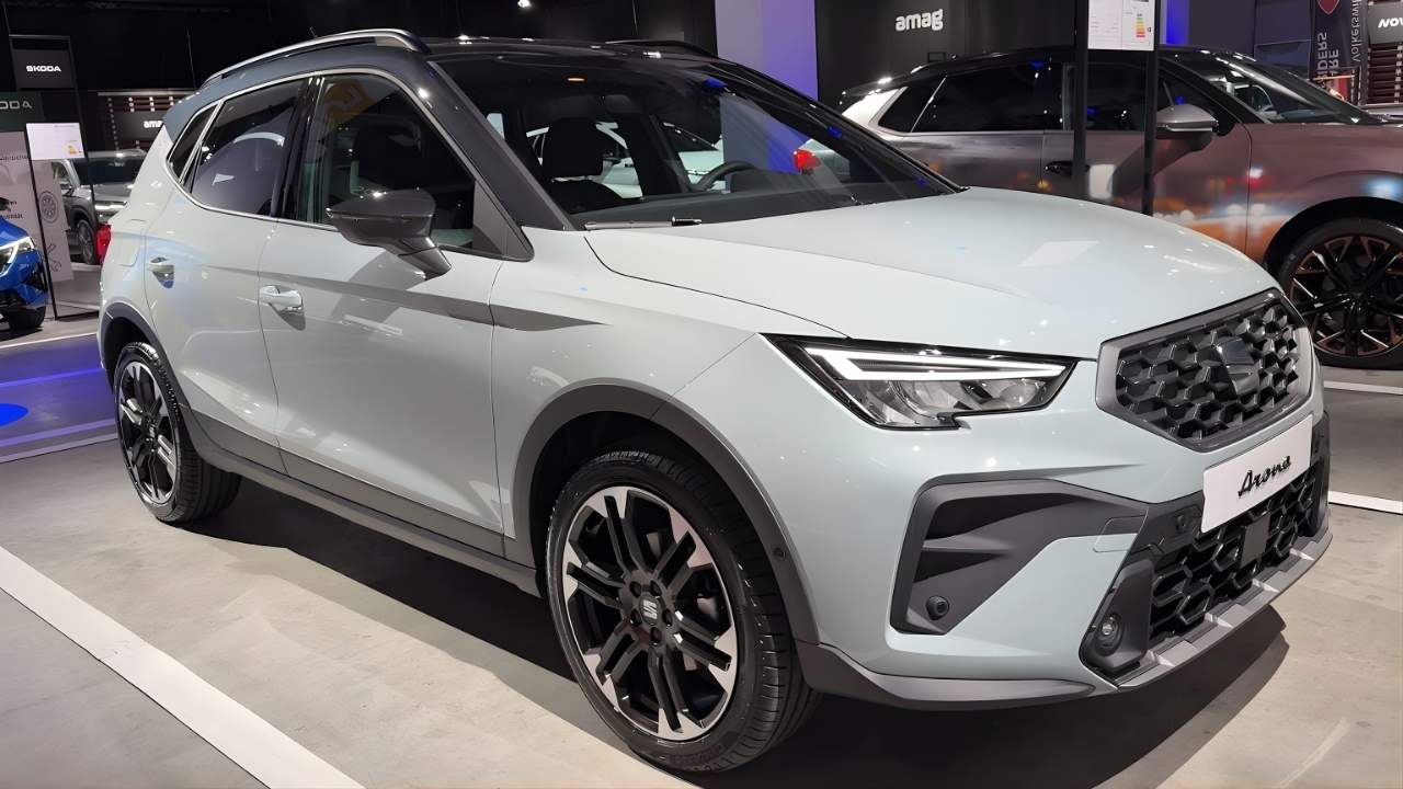 Seat Arona Facelift 2026: SUV Español con Detalles de Exterior e Interior Modernos